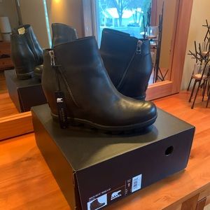 Sorel Joan of Arctic Wedge II Zip - NIB!